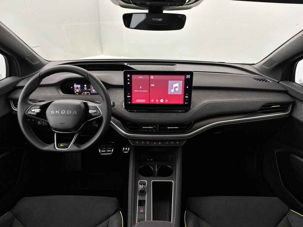 Skoda Enyaq Iv rs elektromotor 250 kw / 340 pk suv elektrische aa