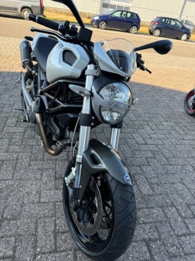 Ducati Monster 696 – 2008 – Termignoni – 35 kW