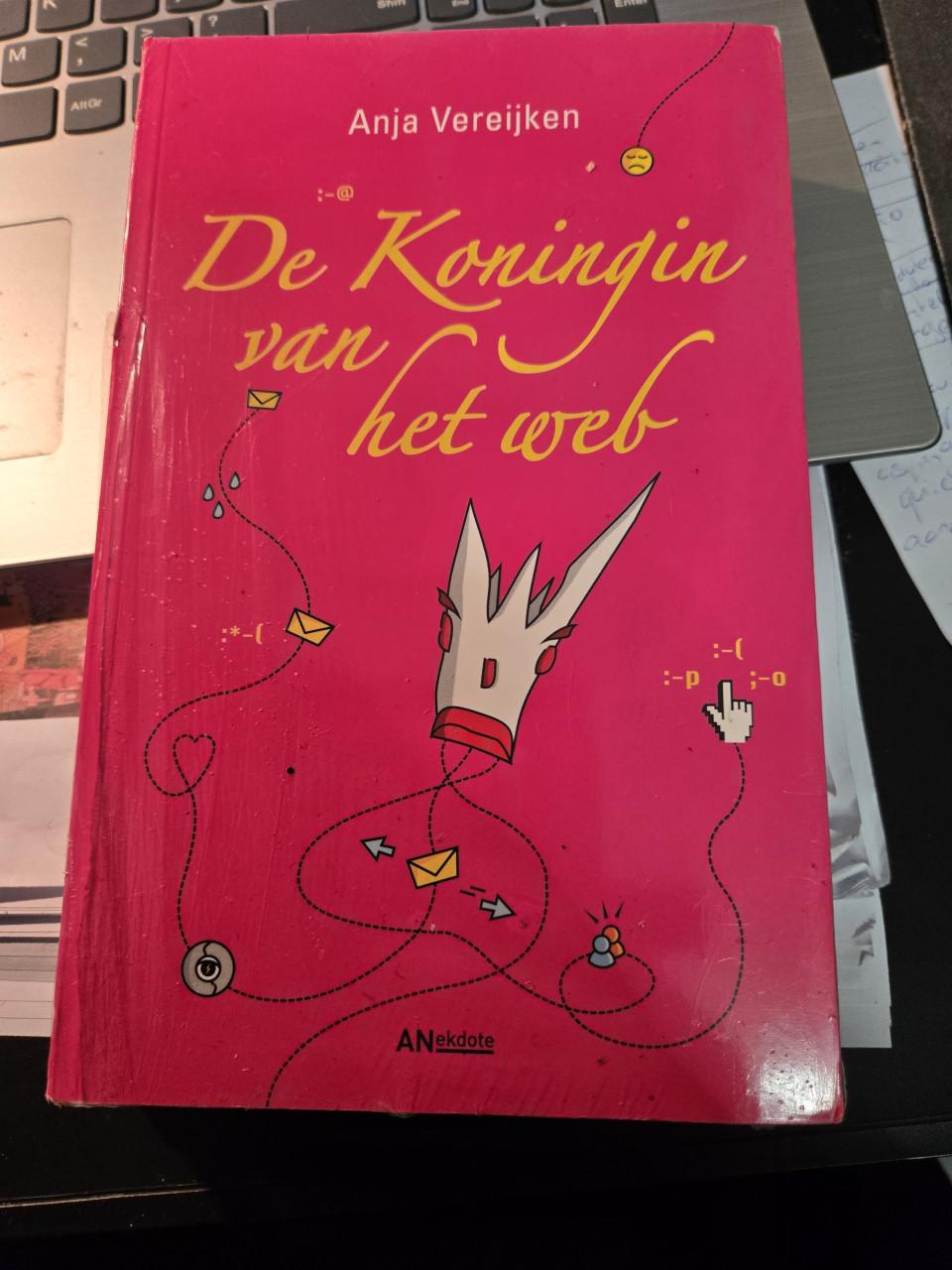 De Koningin van 1b en De koningin van het web door Anja Vereijken. Nieuw