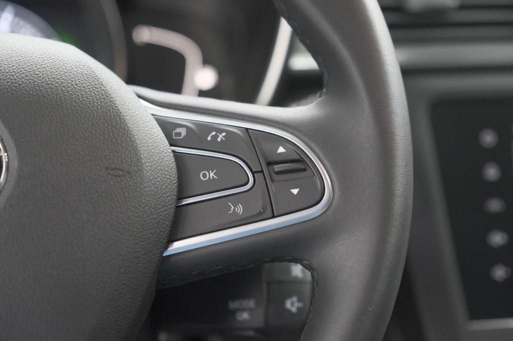 Renault Kadjar tce 140 edc techno | trekhaak | camera | panoramadak | dodeh