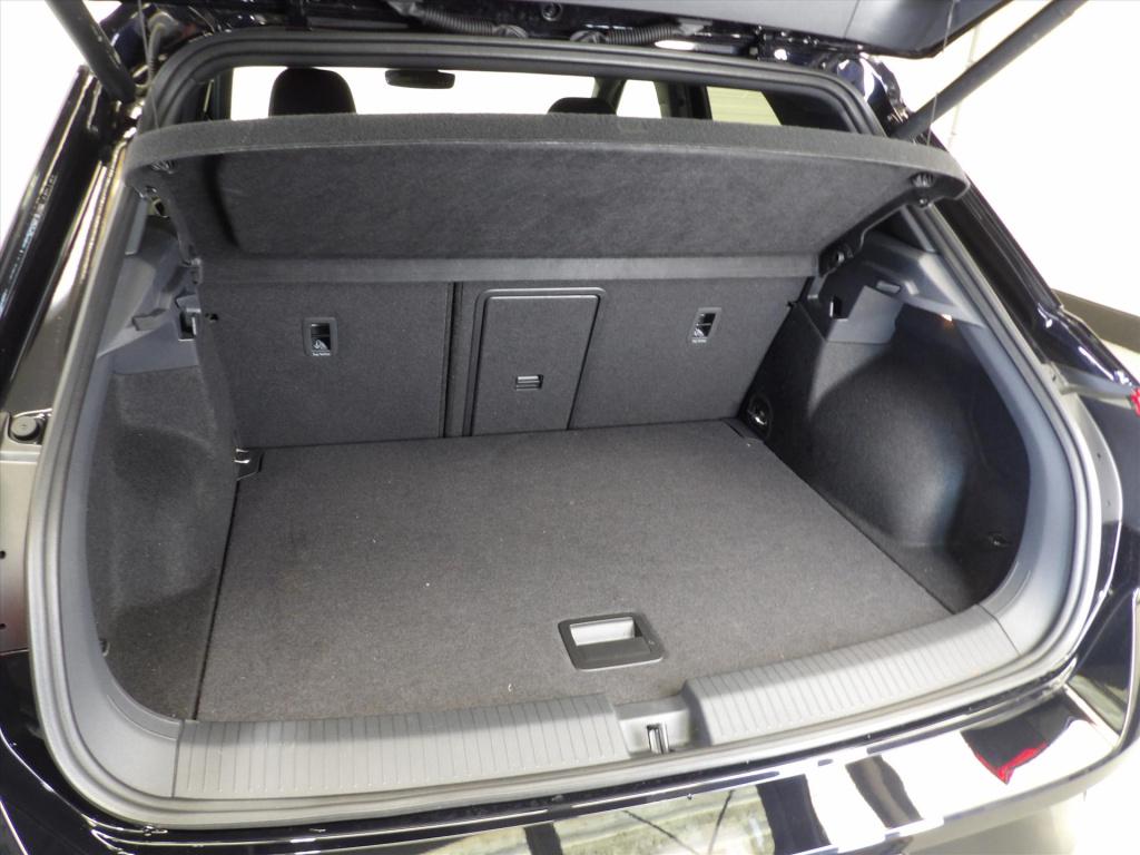 Volkswagen T-roc 1.5 tsi 150pk 7-dsg r-line