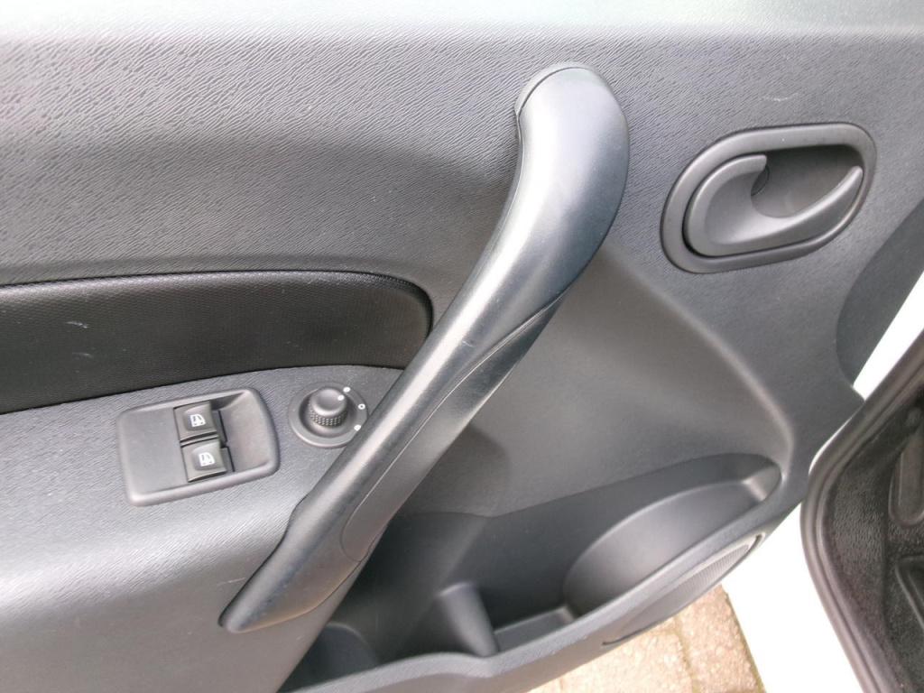 Renault Kangoo 1.5 dci 90pk airco, cruise-contr., navi, pdc