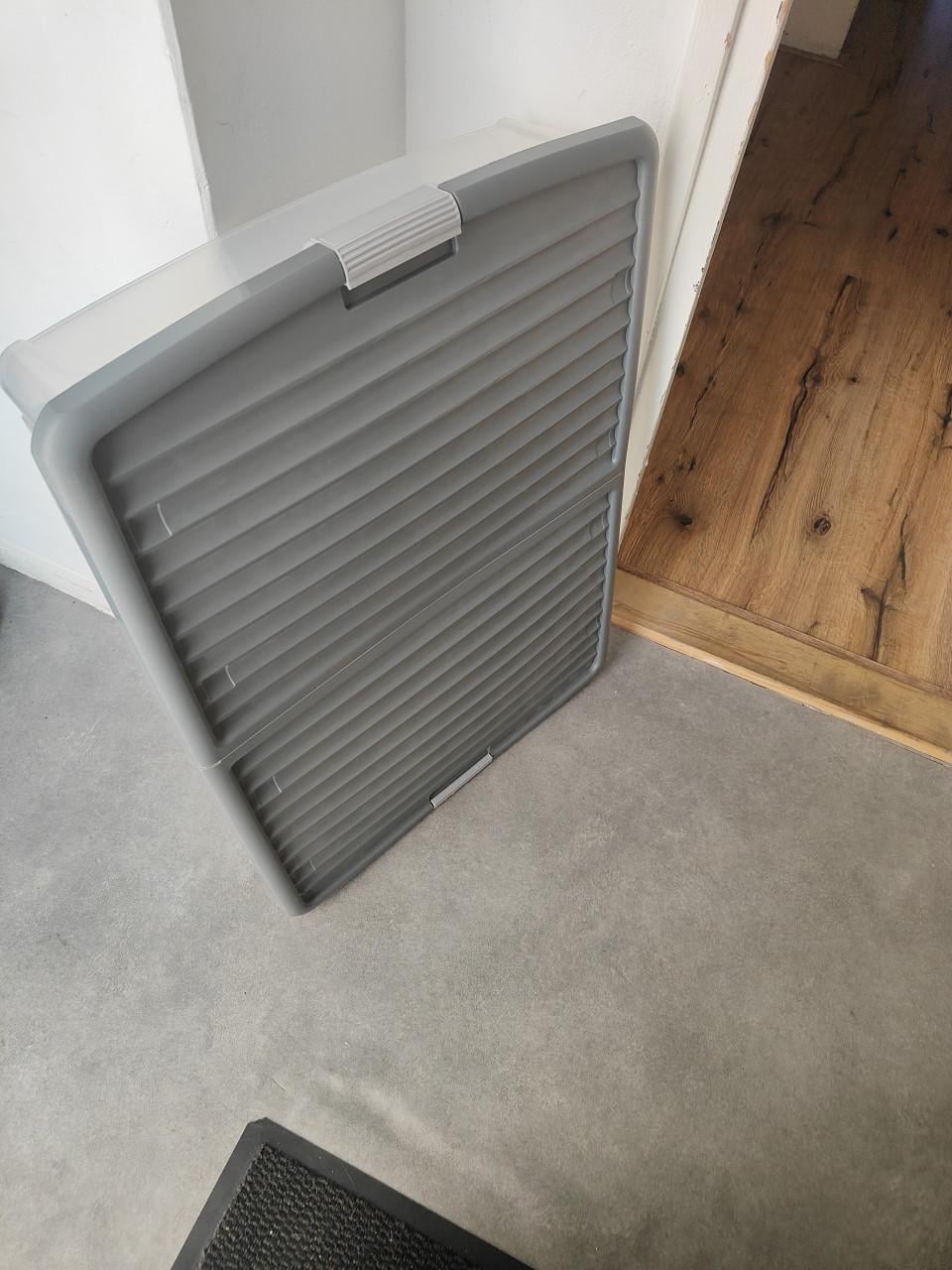 1 grote bedrollerbox