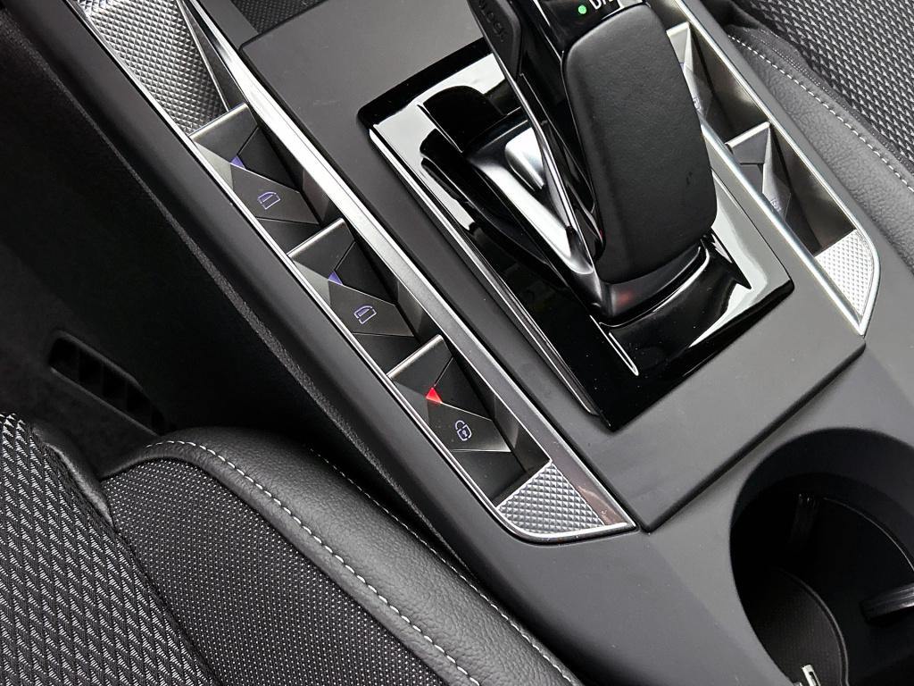 Ds Ds 3 e-tense bastille 54 kwh | camera | head-up display | stoelverwarmin