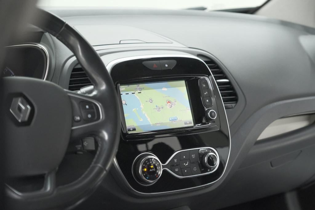 Renault Captur tce 150 edc intens | trekhaak | camera | dodehoekdetectie | 