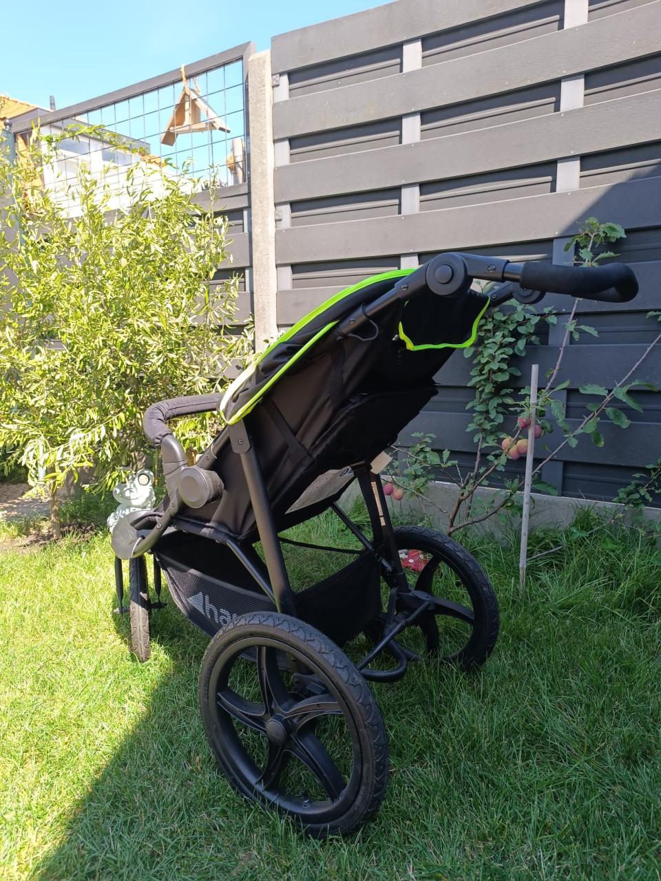 Kinderwagen: Hauck Runner, zo goed als nieuw (inclusief regenhoes)