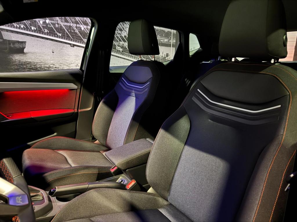 Seat Ibiza 1.5 tsi fr business connect *led*keyless*park*uniek!*