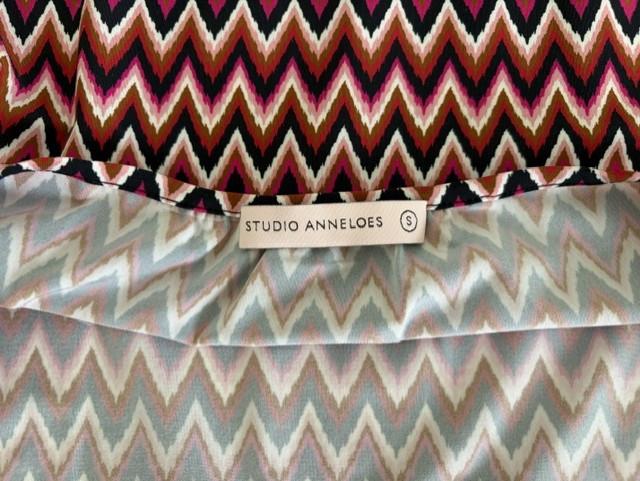 Nieuw | Studio Anneloes haltertop met zigzag print | S