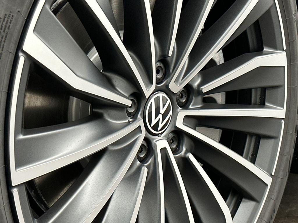 Volkswagen Id.7 tourer limited edition plus 77 kwh