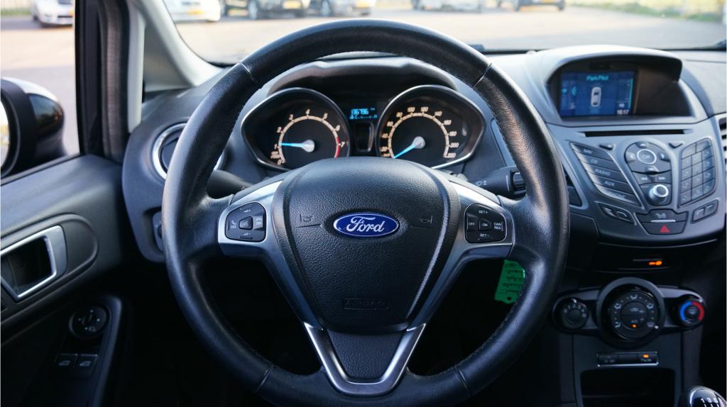 Ford Fiesta 1.0 style ultimate rijklaar incl garantie