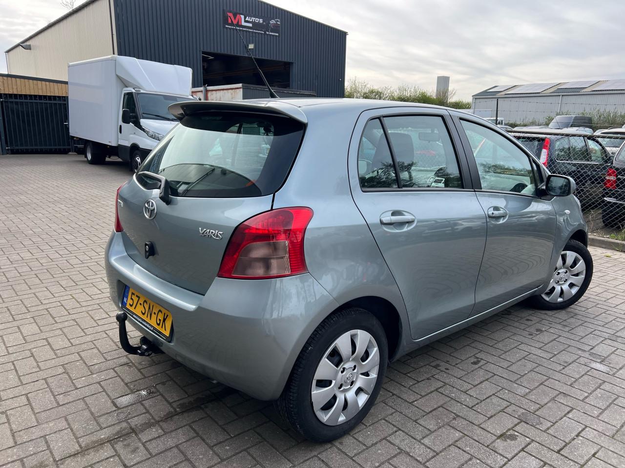 Toyota Yaris 1.3VVTI Sol 51.178km Automaat