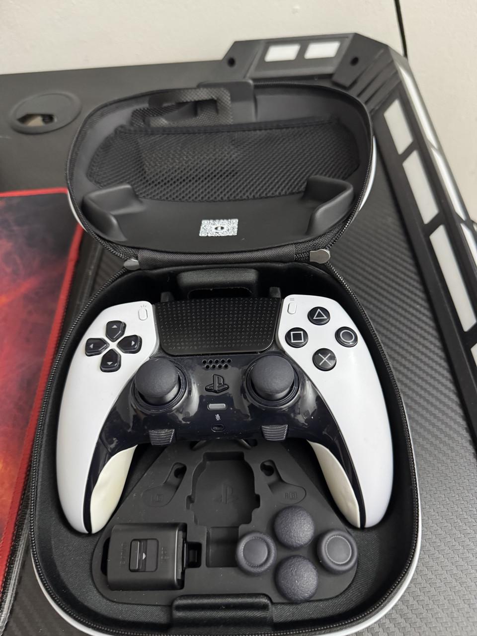Playstation 5 digital + dualsense edge scuff controller