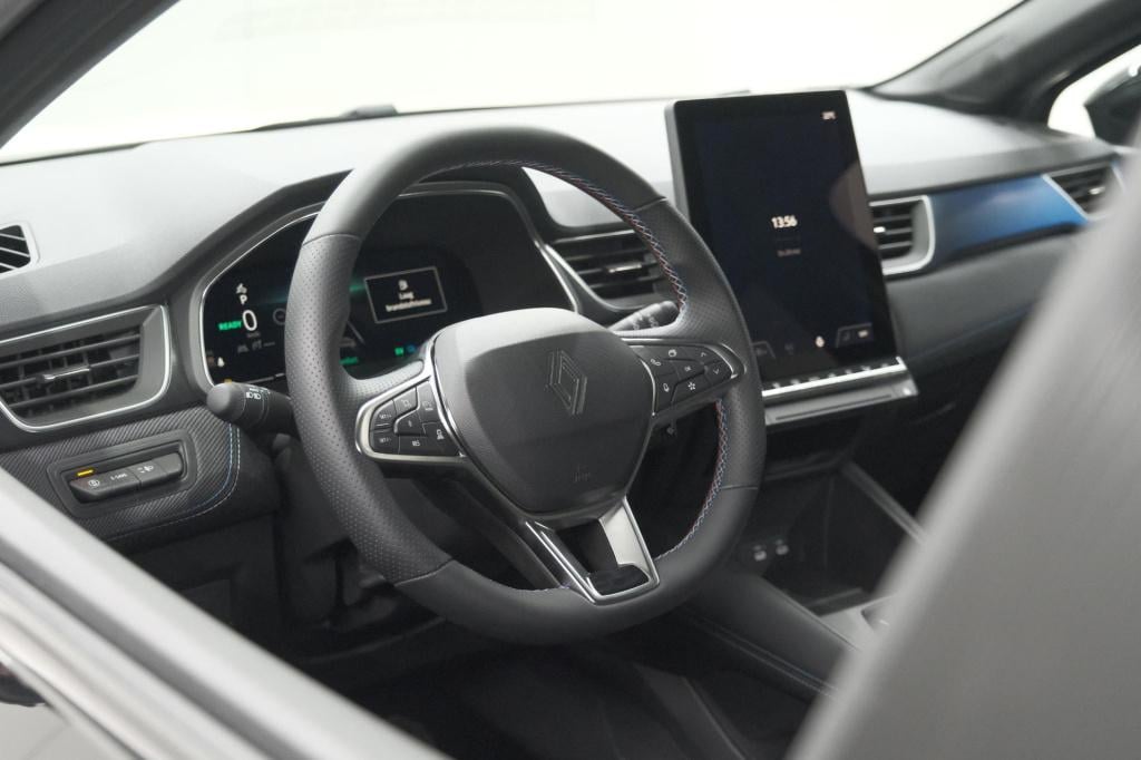 Renault Captur 1.8 e-tech full hybrid 160 esprit alpine | rondom camerazich