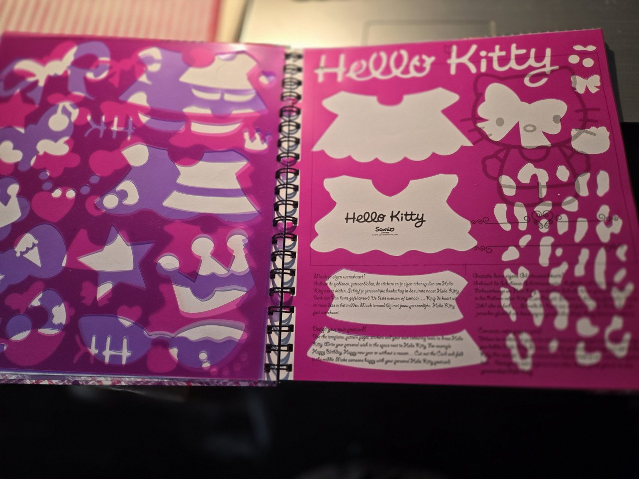 Hello Kitty Design Studio en Ringmap 24-rings A4