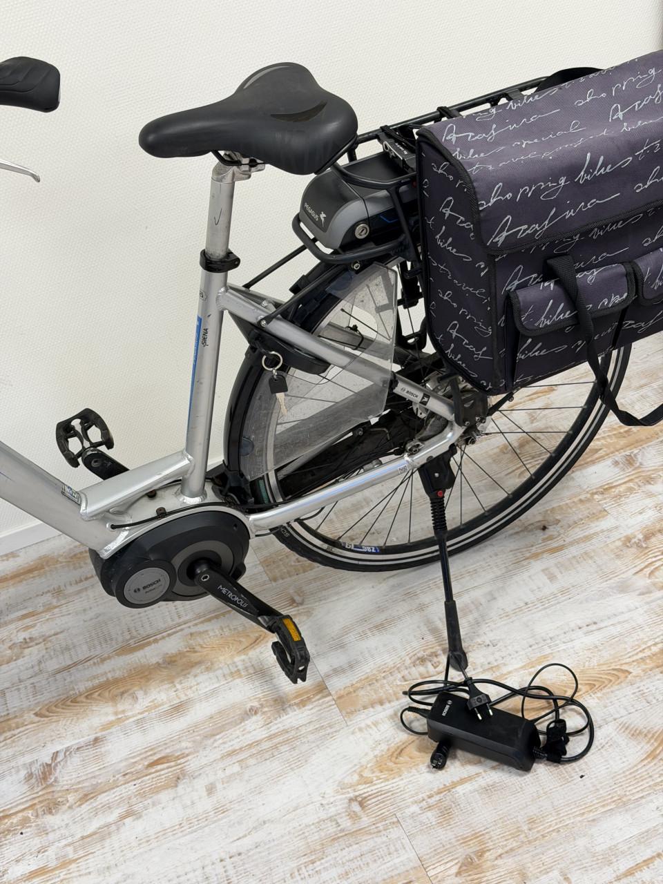 Pegasus Siena E-Bike Bosch Middenmotor 400Wh – met fietstas