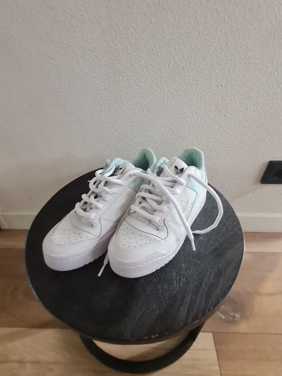 Schoen
