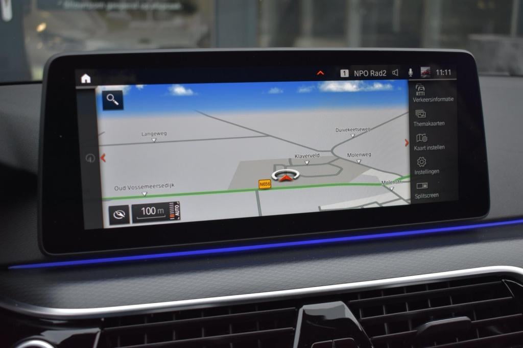 BMW 5 Serie touring 520i m-sport | laserlight | nap | dealer onderhouden | 