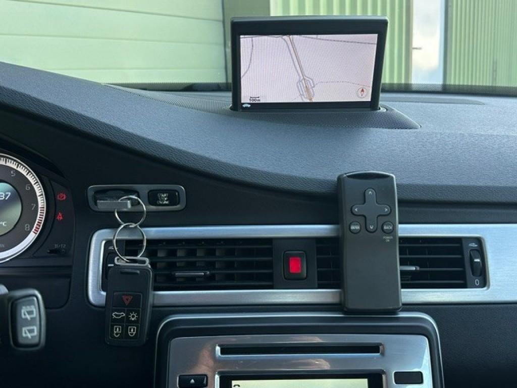 Volvo V70 1.6 t4 summum navi trekhaak