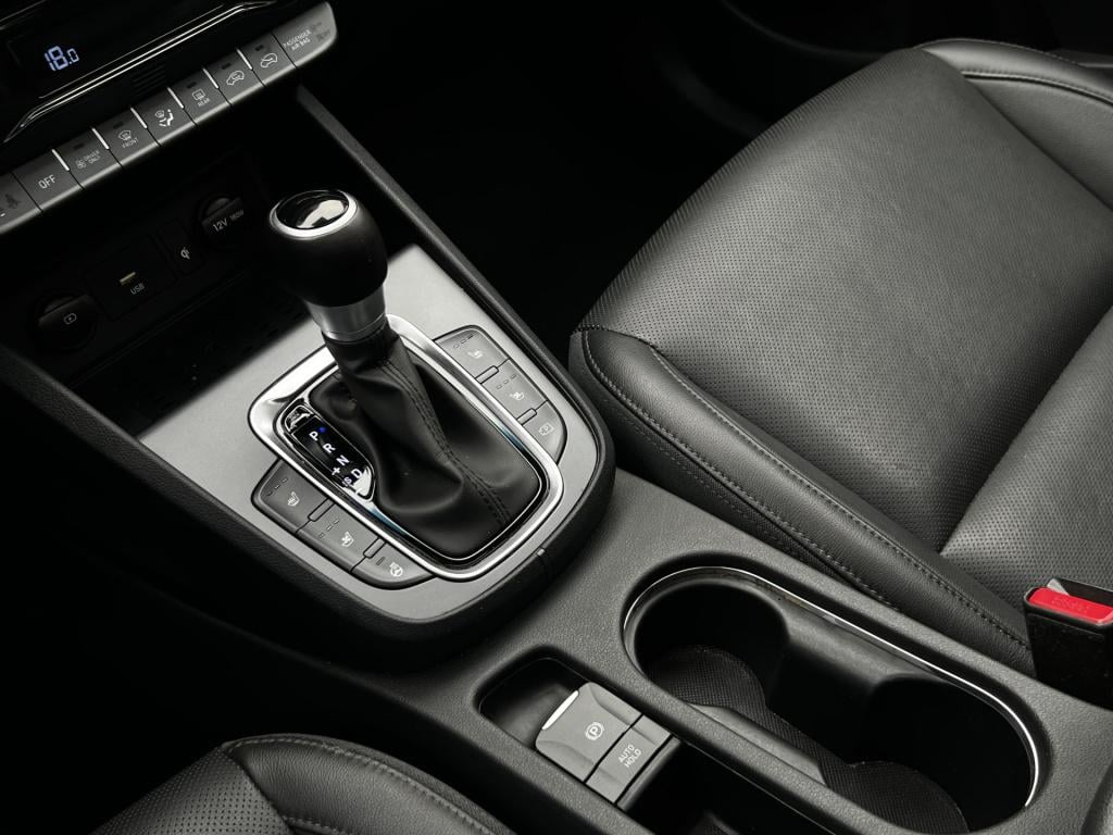 Hyundai Kona 1.6 gdi hev premium stoel/stuurverwarming pdc v+a leder