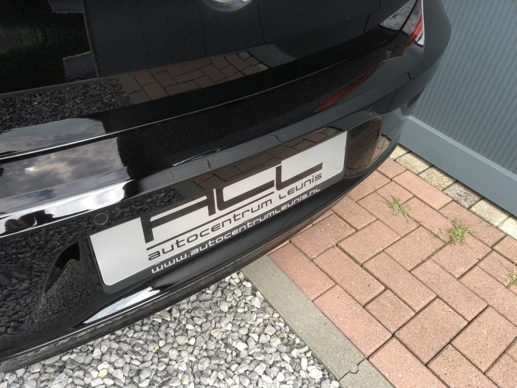 BMW 1 Serie 118i 136pk executive sportline 5-drs