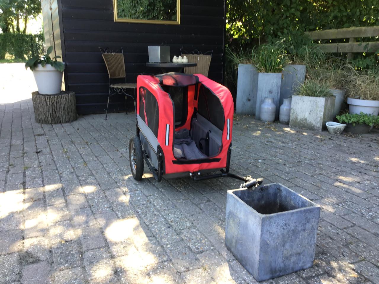Hondenfietskar