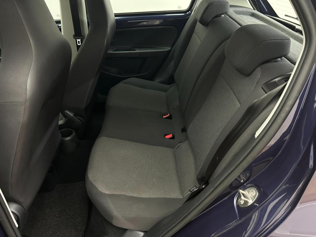 Volkswagen UP! occasion 1.0 move up! bluemotion | blauw | tweedehands volks