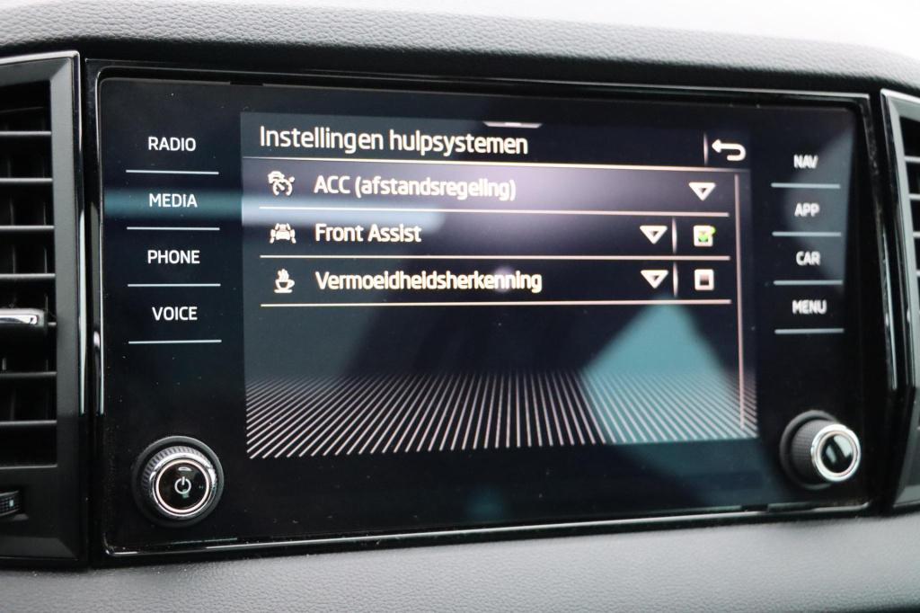 Skoda Karoq 1.5 tsi act sportline business