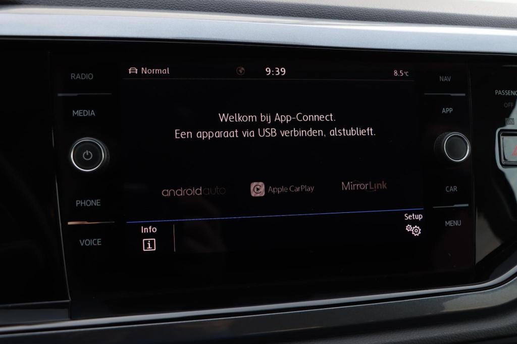 Volkswagen Polo 1.0 tsi highline adaptive | carplay | sensoren