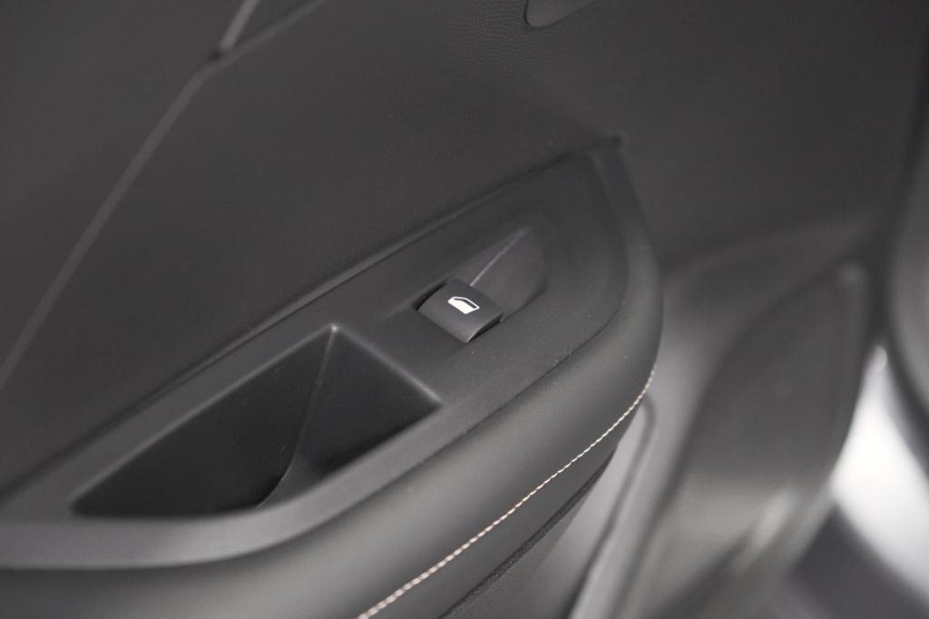 Peugeot 2008 puretech 130 eat8 allure | 360 camera | adaptieve cruise contr