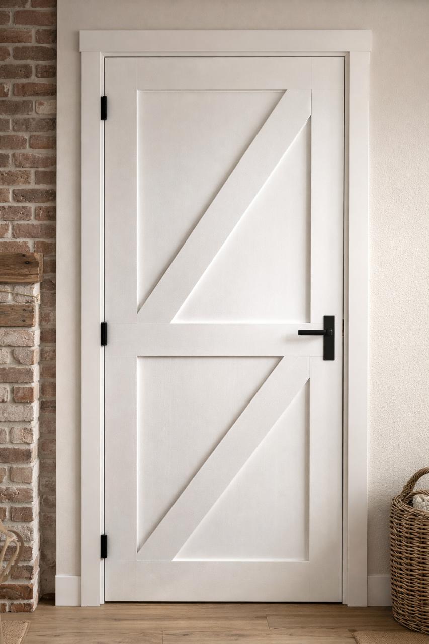 Opgeklampte landelijke binnendeuren op maat