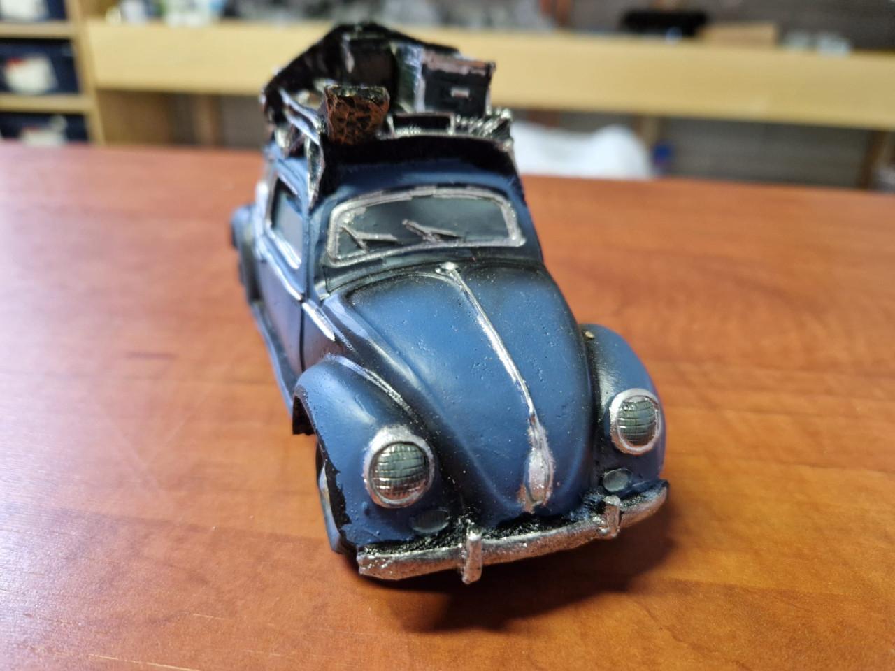 Volkswagen Kever - Beeldje - Steen