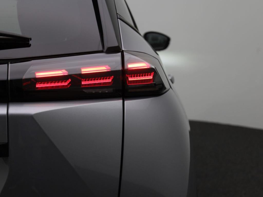 Peugeot E-2008 ev allure 54 kwh | automaat | climate control | virtual cock