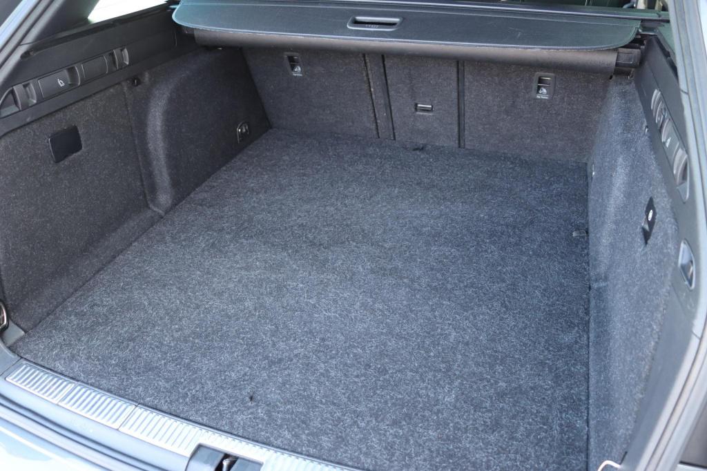 Skoda Superb combi 1.4 tsi iv sportline business 218pk dsg6 | soh 97,2% | m