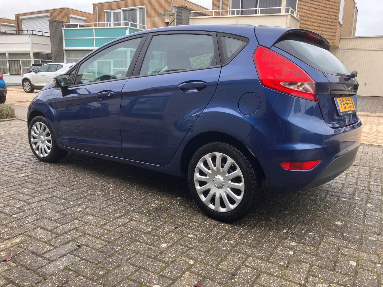 FORD FIESTA  automaat