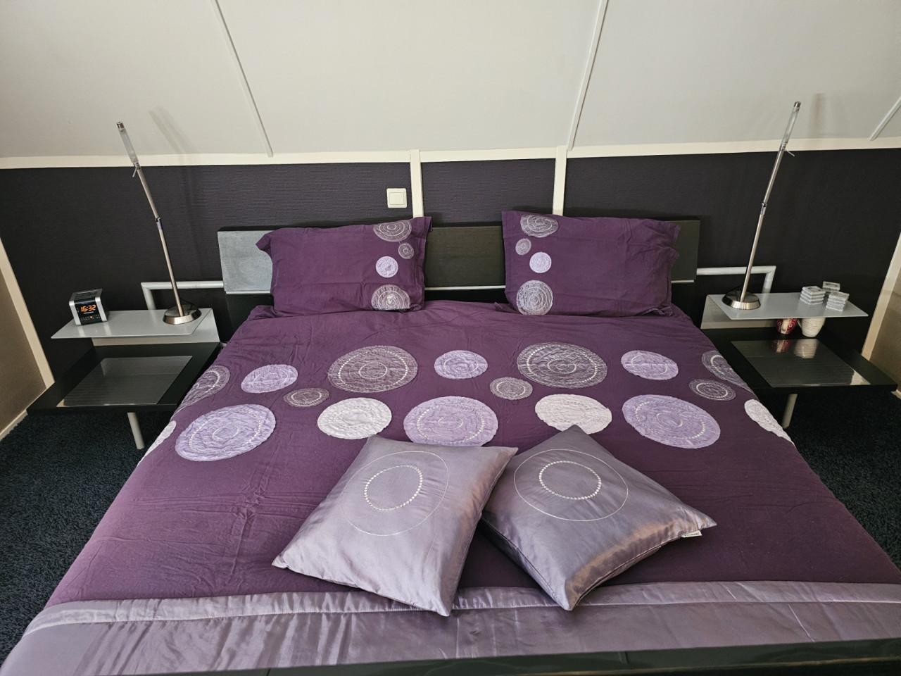 Tweepersoons bed Auping Royal 180x200