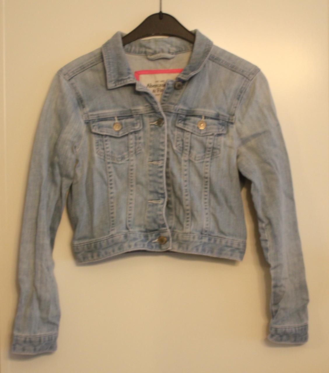 Licht blauw spijker jasje  maat m