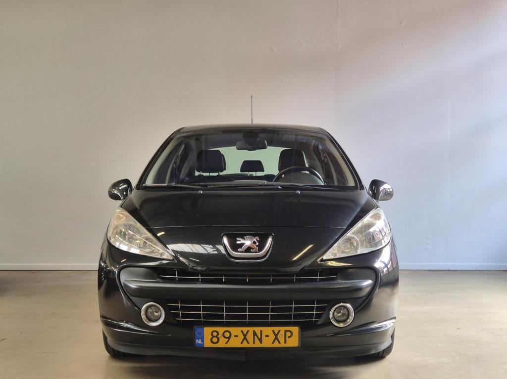 Peugeot 207 1.6 vti xs
