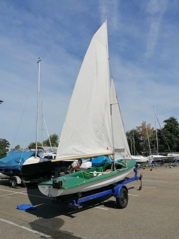 Open zeilboot Osprey incl. trailer - project