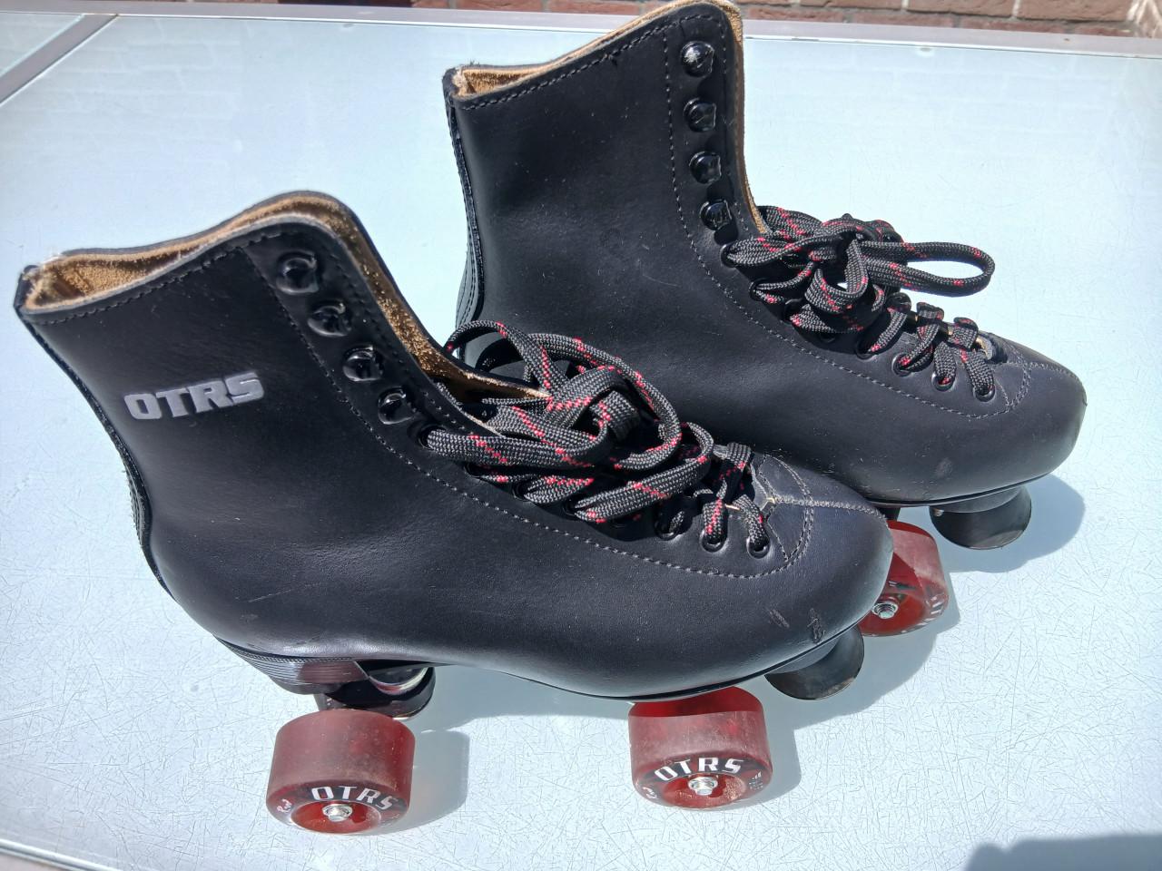 ABRO Professional Roller Skates Maat 38