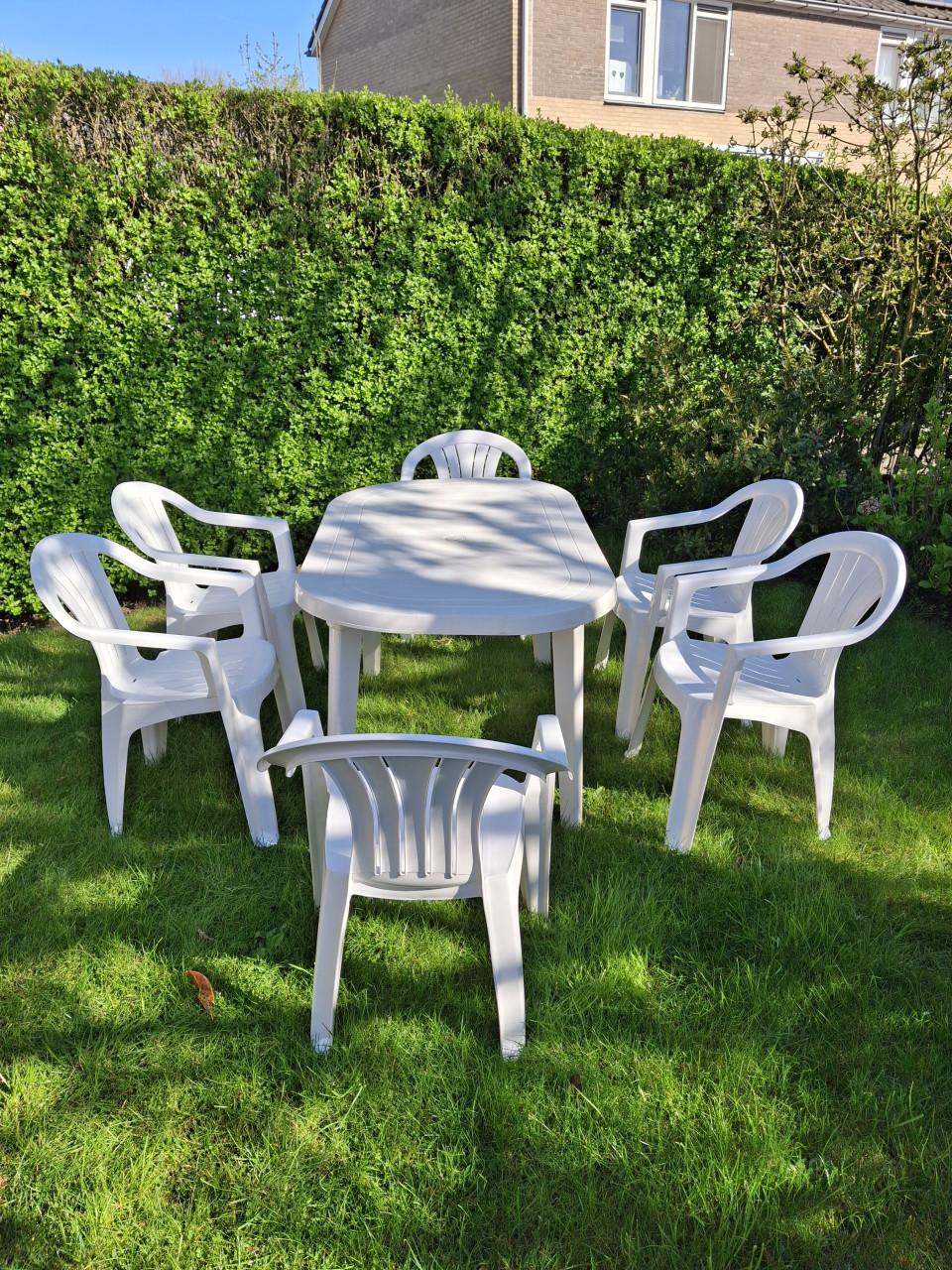 Tuintafel met 6 stoelen