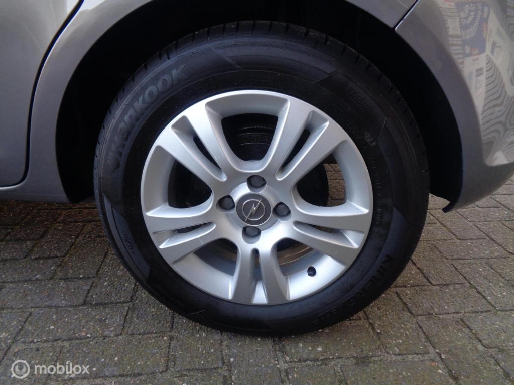 Opel Corsa 1.4-16v design ed/automaat/airco/stoelverw/ stuurverw/cruise con