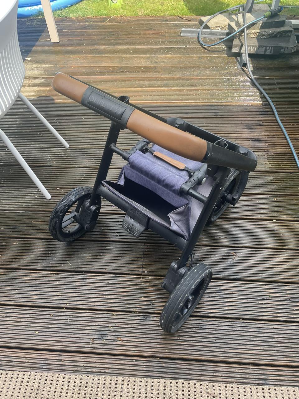 Dubatti kinderwagen