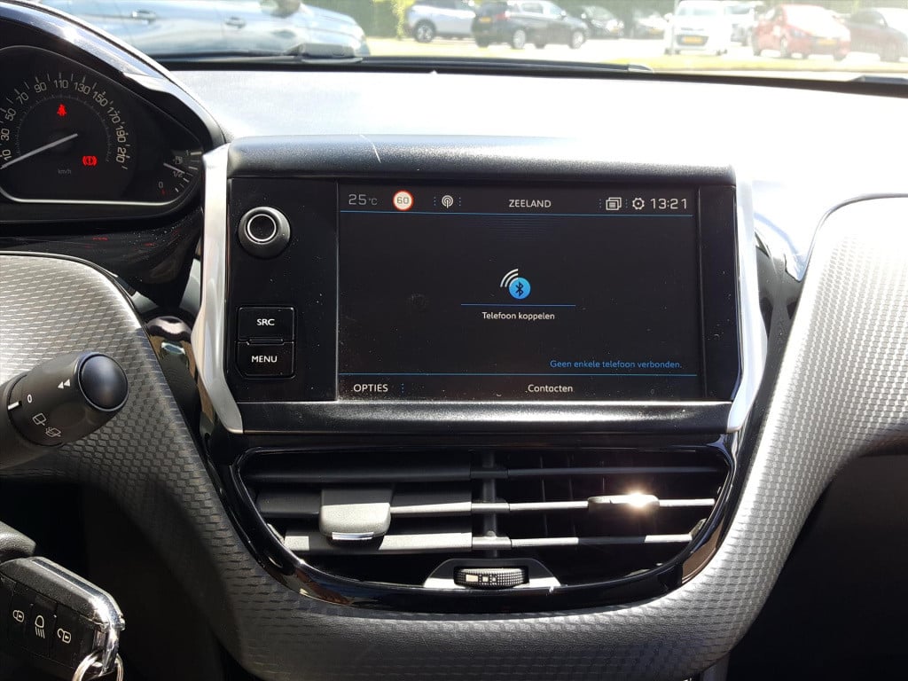 Peugeot 208 1.2 puretech 110pk 5d allure automaat6 navigatie | trekhaak | a