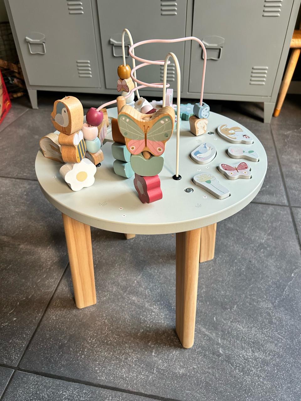 Activiteiten/speeltafel Little Dutch