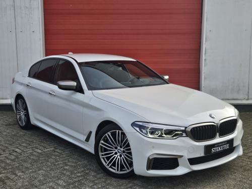 BMW 5 Serie m550i xdrive high executive | head-up | elek. trekhaak