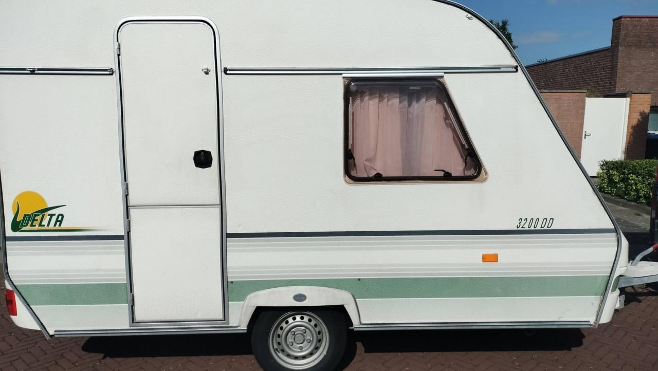 Delta 320