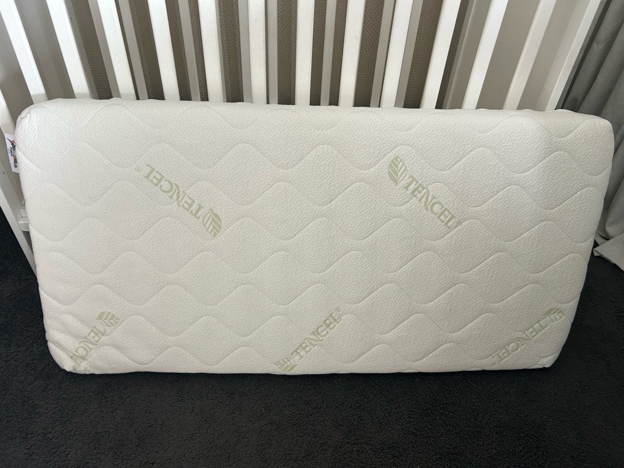 Ledikantje platte spijl (eventueel met matras, zie beschrijving)