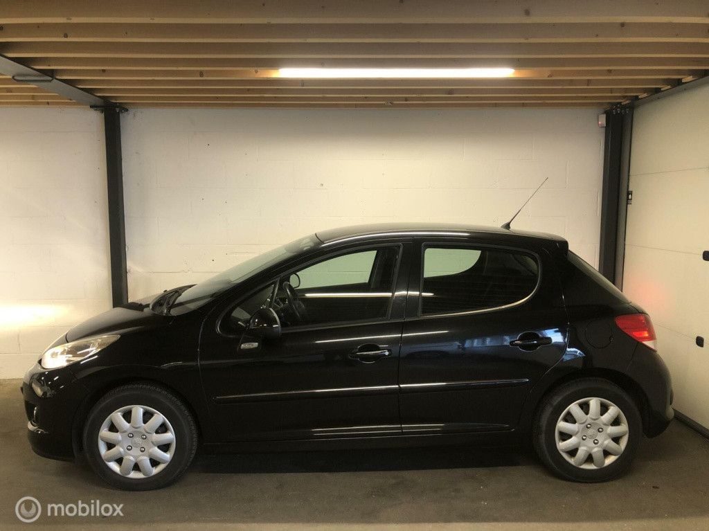 Peugeot 207 1.6 vti xs