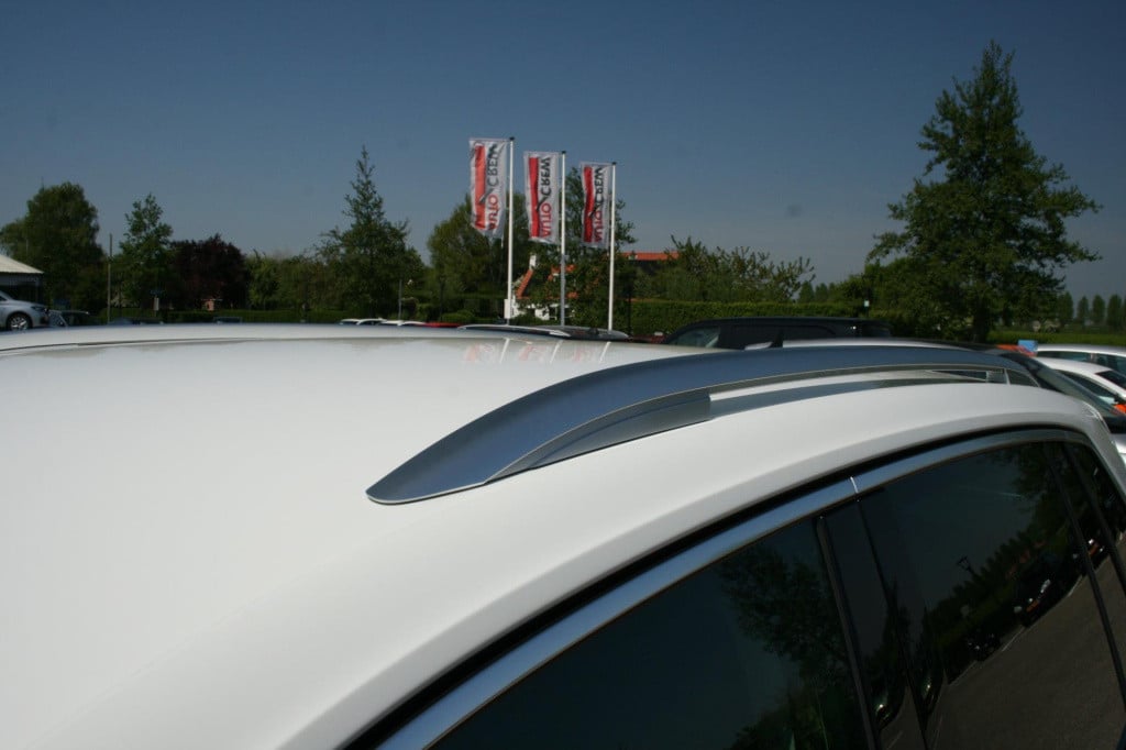 Volkswagen Tiguan 1.4 tsi r-line / connected series
