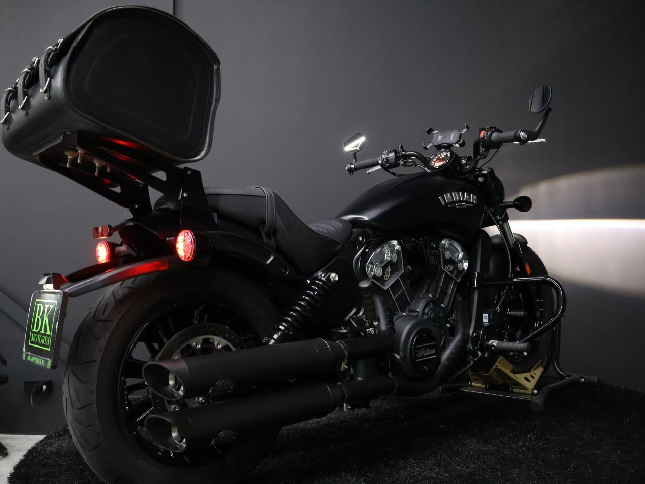SCOUT BOBBER | Dr. Jekill & Mr. Hyde | BTW Motor